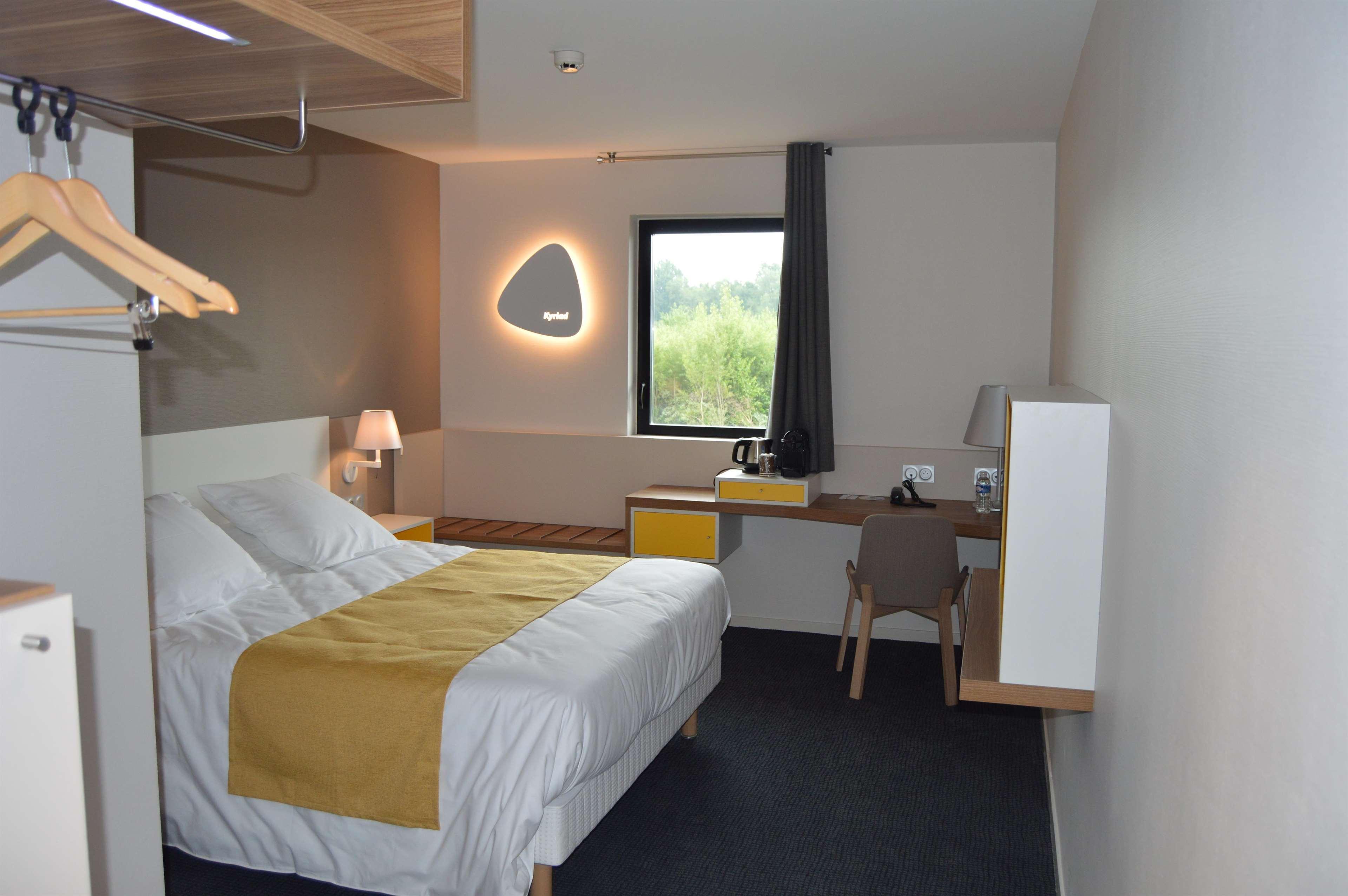 Kyriad Prestige Pau - Palais Des Sports Ngoại thất bức ảnh